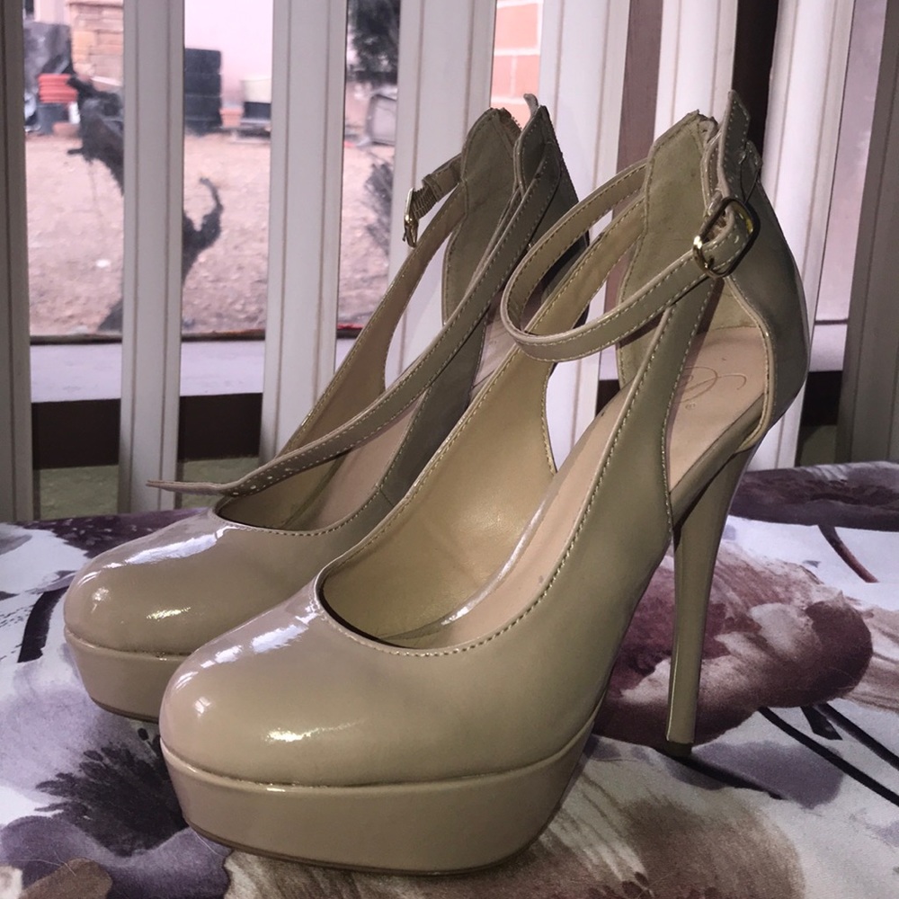 Beige pumps w ankle strap